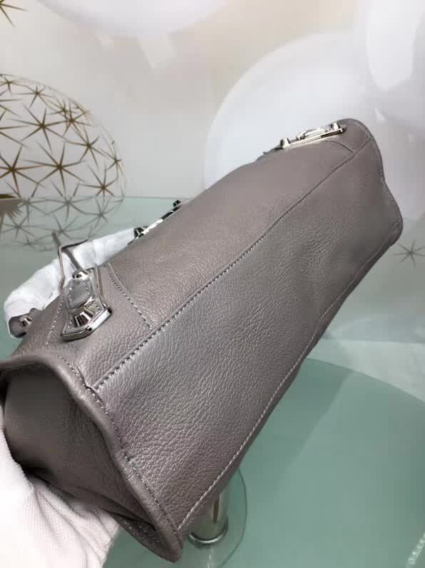 BALENCIAG巴黎世家 原單品質 經典代表作機車包 山羊皮銀邊款 可手提單肩斜跨  BL1056